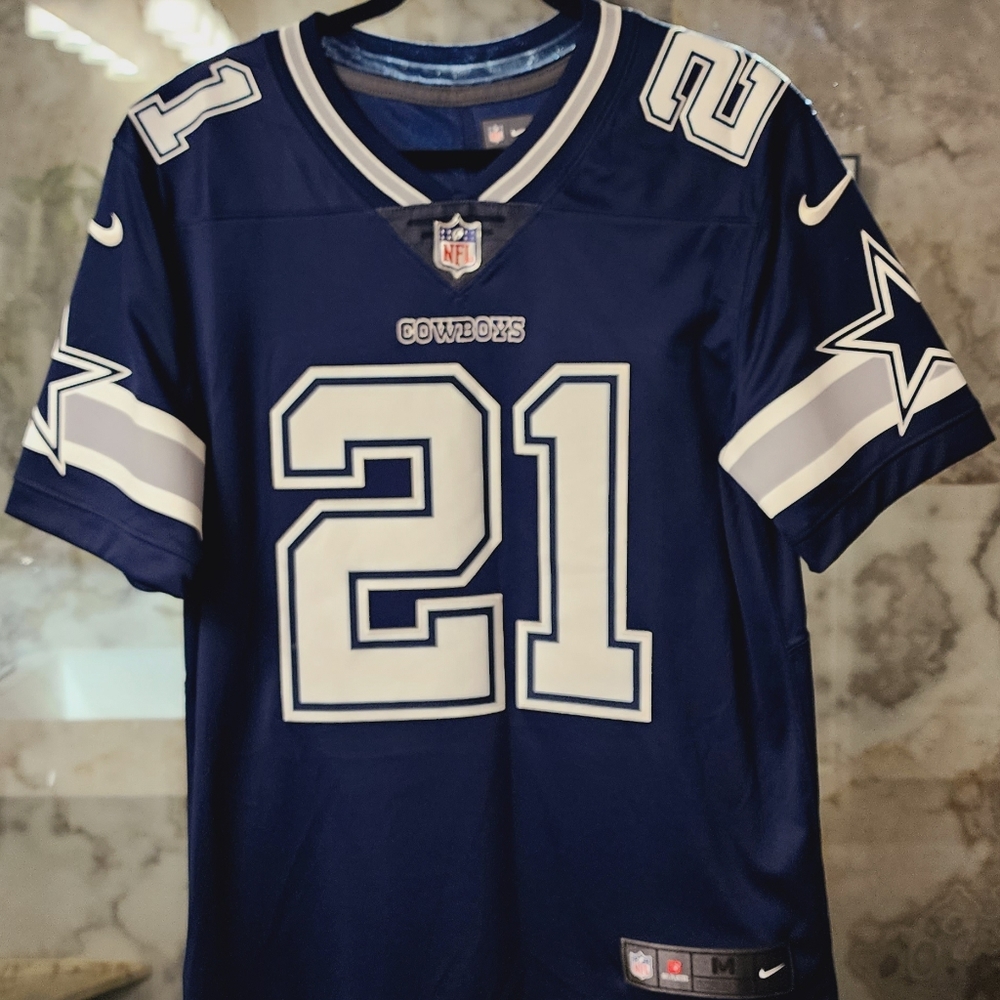 Cowboys Jersey. Size M.